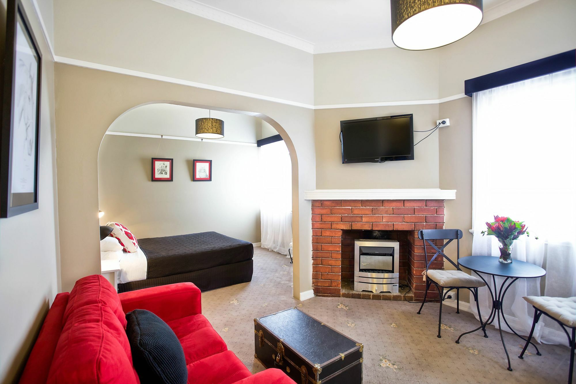 Katoomba Hotel 3*